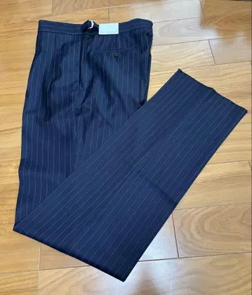 새상품 CARUSO 카루소 스트라이프 슬랙스