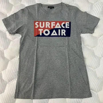 미사용 새상품 surface to air 티셔츠 그레이 남성용 S 사이즈