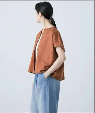 카구레 코튼 린넨 크롭 블라우스