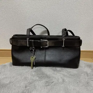 다크 브라운 벨트 핸드백 OSOI