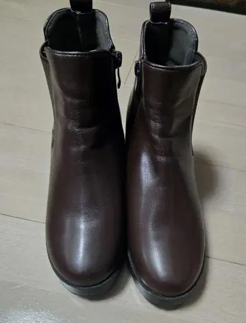 브라운 사이드 고어 부츠 하이 힐