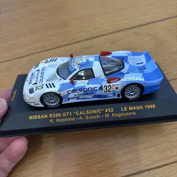 닛산 R390 GT1 칼소닉 #32 1/43