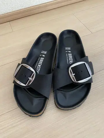 빌켄 샌들