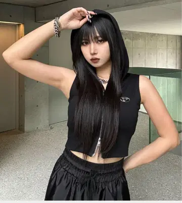 KsG 슬리브리스 숏 기장 집업 후드티