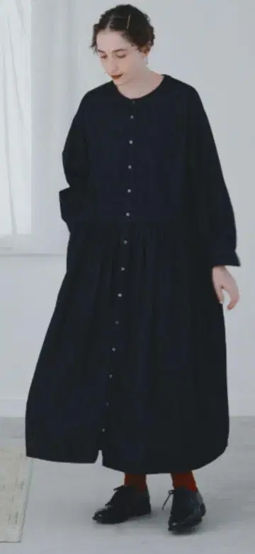 네스트로브 23AW 코튼 린넨 바지 개더 원피스