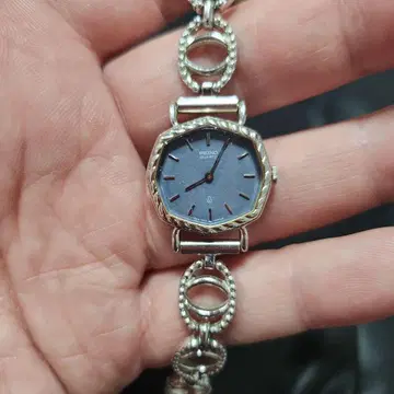 세이코 여성용 블루 손목시계 Quartz 배터리 소모