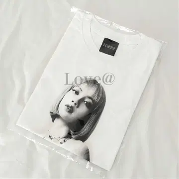 blackpink lisa 사진 티셔츠 [미사용 새상품]
