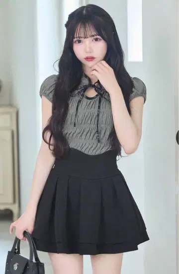 미셸 마카롱 슬림 레그 스커트 블랙 S 사이즈