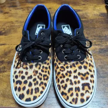 Vans 레오파드 무늬 스니커즈