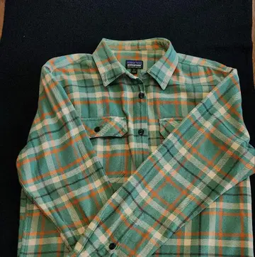 Patagonia 남성용 피요르드 플란넬 셔츠 M 사이즈