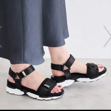 블랙 스포츠 샌들 최종 가격 인하