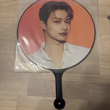 SEVENTEEN WORLD TOUR JUN 부채