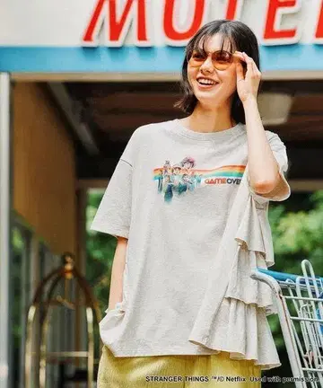 니코앤드 nikoand... 콜라보 사이드 프릴 티셔츠 오트밀
