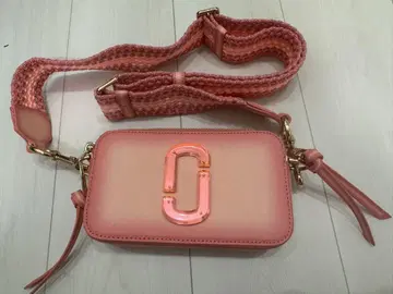 Marc Jacobs 핑크 스마트폰 숄더백 뜨개질 스트랩