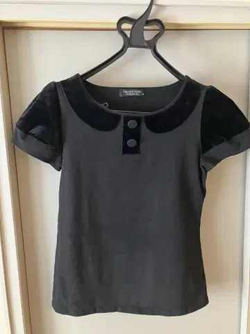 FOXEY NEW YORK VELOUR NOIR 반팔 상의 40
