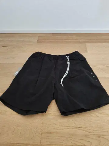 로즈마리 NYLON HARVEST SHORTS 사이즈 2