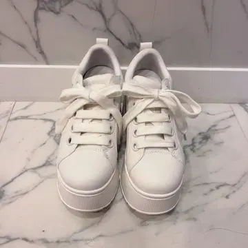 스즈키 아미 씨 프로듀스 스니커즈 S 사이즈