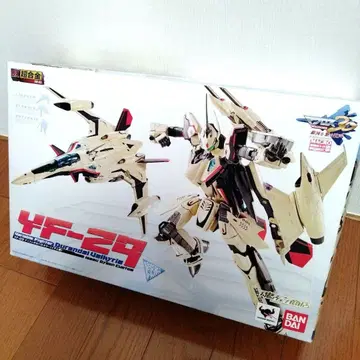 반다이 YF-29 마크로스 1/60