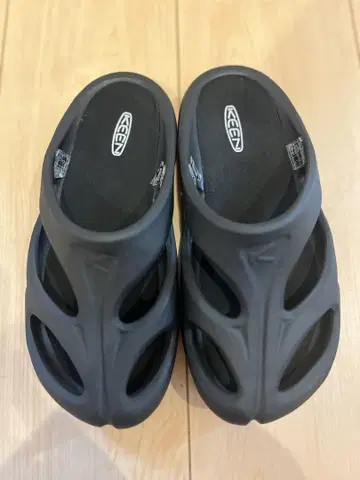 KEEN 킨 샨티 샌들 블랙 검정 24cm