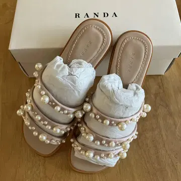 RANDA 베이지 펄 샌들 M 사이즈