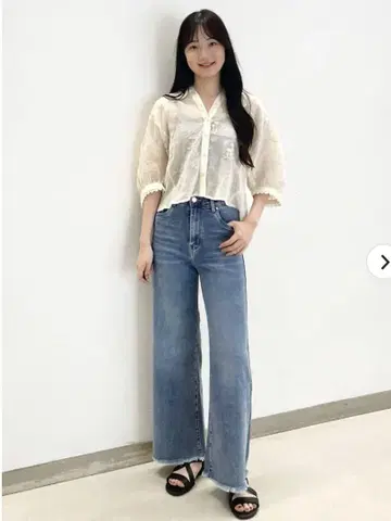 아르모와르 카프리스 밑단 프린지 스트레치 데님 38 사이즈