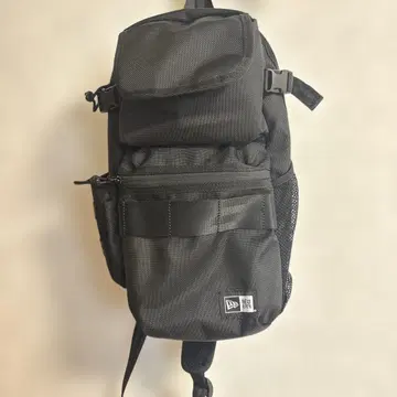 NEWERA 슬링 바디백 12L 블랙