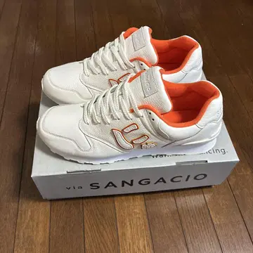 v i a SANGACIO 스니커즈