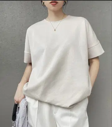 Emma Taylor 라이트 종이상자 더블 슬리브 풀오버 베이지