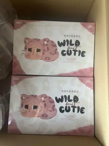 CRYBABY Wild but Cutie 시리즈 봉제 인형 펜던트 2개