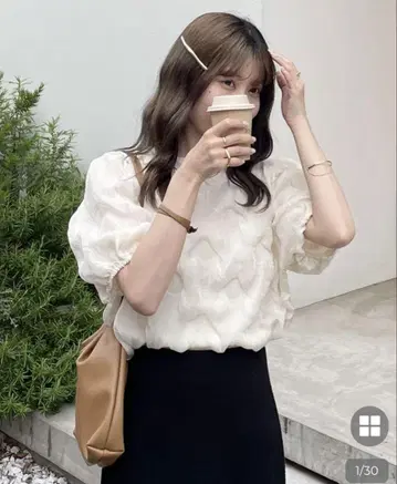 aimey 블라우스