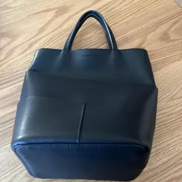 NOMADIS 블랙 핸드백