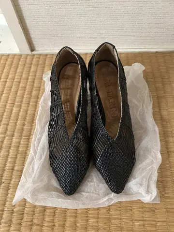 스페인산 BALTARINI 바타린 뜨개질 디자인 가죽 힐 블랙