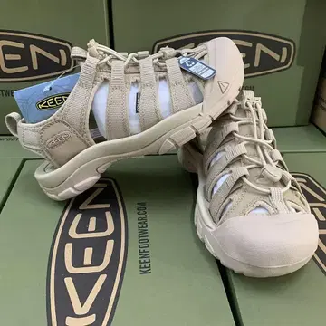 KEEN 25.5cm 스포츠 샌들 베이지 샌들 계류 신발