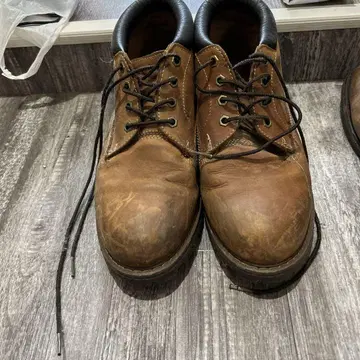브라운 가죽 하이컷 신발