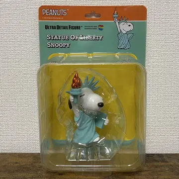 PEANUTS 자유의 여신 스누피 피규어