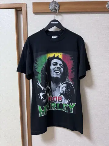 Shaka Wear Bob Marley 프린트 티셔츠 사이즈 M