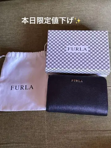 FURLA 블랙 접이식 지갑