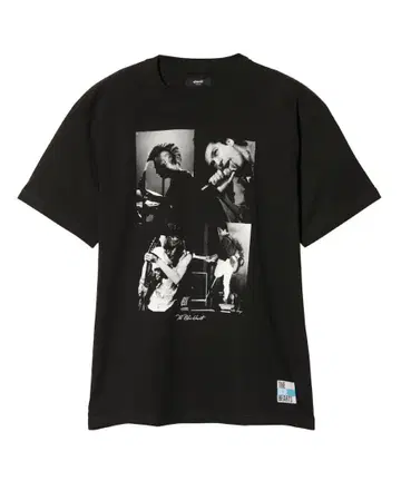 THE BLUE HEARTS 40TH 사진 티셔츠 완판템