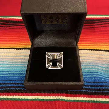 Weirdo jewelry 위어드 주얼리 아이언 크로스 반지 구형