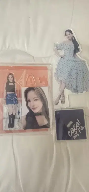 NiziU 마코 포토 카드 스탠드와 아크릴 스탠드 2개 세트