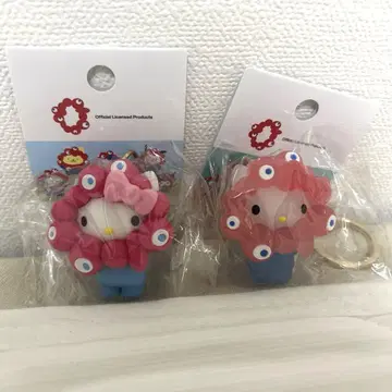 미야쿠미야쿠 산리오 클리어 키링 키티