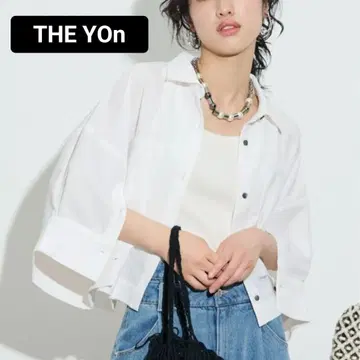 THE YOn 슈퍼 와이드 하프 슬리브 크롭 셔츠 화이트