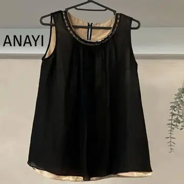 ANAYI 슬리브리스 비즈 장식 블랙 탑