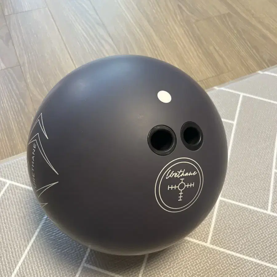 BLACK WIDOW ウレタン　15ポンド Black Widow Black Pearl Urethane 15 lbs on Bunjang Global Site.