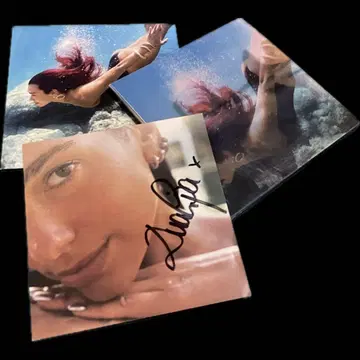 Dua Lipa 친필 사인 포함 CD