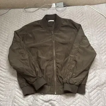 FUN MA-1 스타일 브라운 자켓