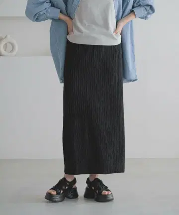 로리즈팜 자카드 플리츠 스커트