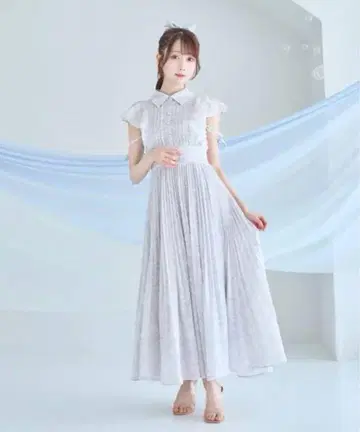 로제뮤즈 플리츠 플로럴 프린트 드레스