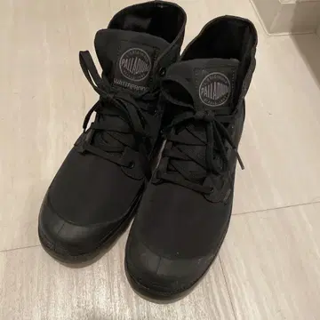 팔라디움 PALLADIUM 발수 올 블랙 스니커즈 하이컷