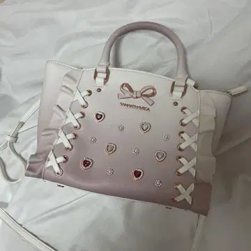 Samantha Vega 레이스업 하트 비쥬 그라데이션 플러터